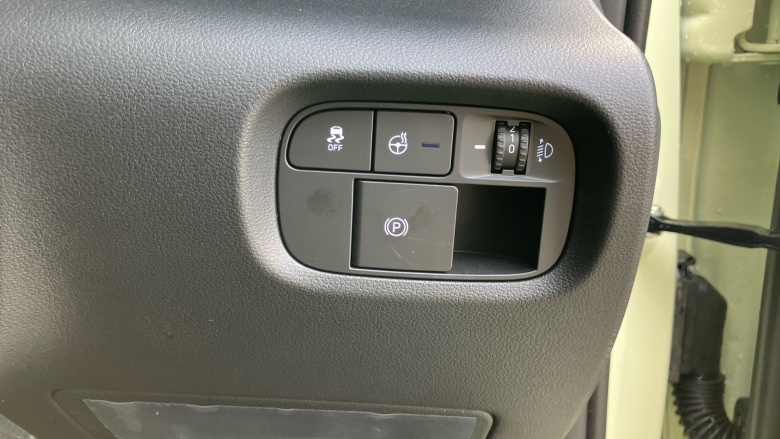 Hyundai INSTER 85kW 02 49kWh 5dr Auto Electric Hatchback